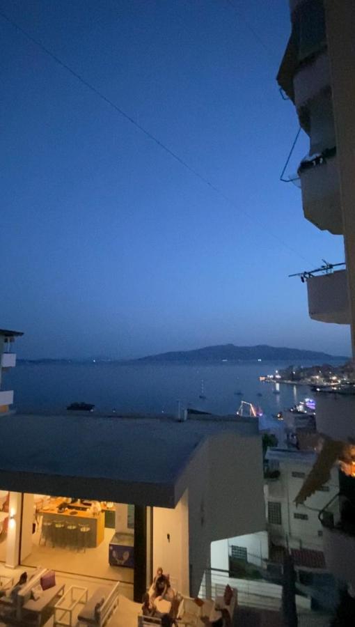 Crown Apartment Sarandë Esterno foto